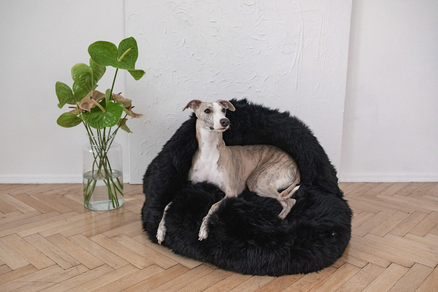Panier en peau de mouton naturelle - Noir