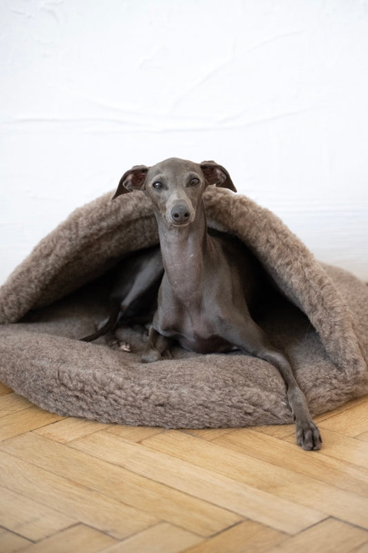 Coussin cachette en laine naturelle - Brun