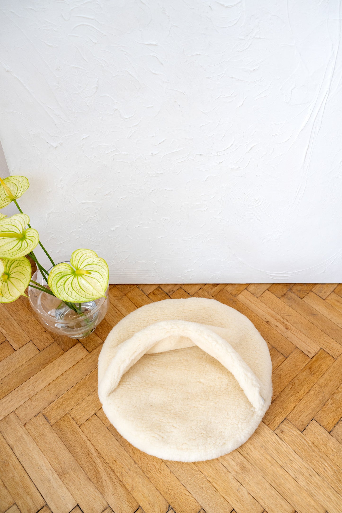 Coussin cachette en laine naturelle - Beige